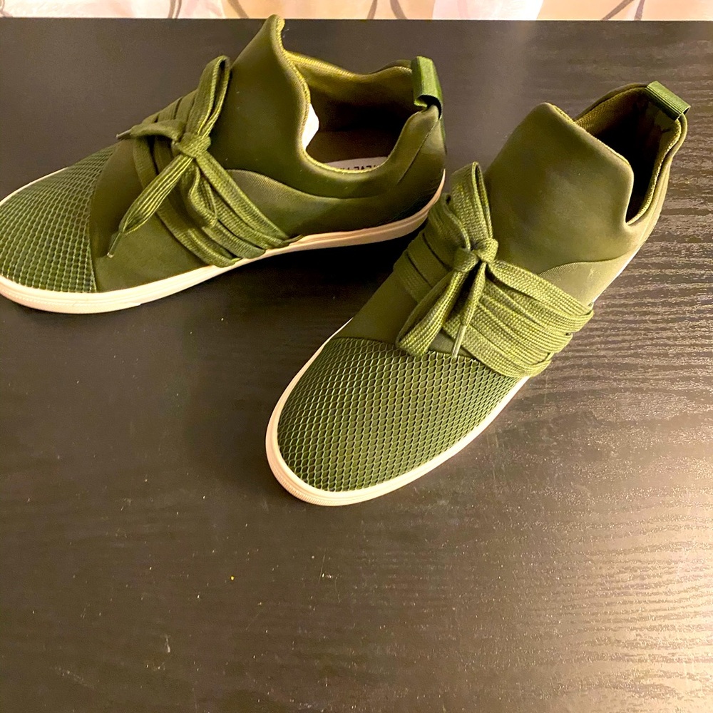 Steve Madden